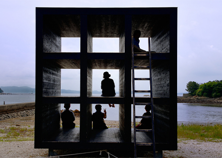 作品:島のオブジェ